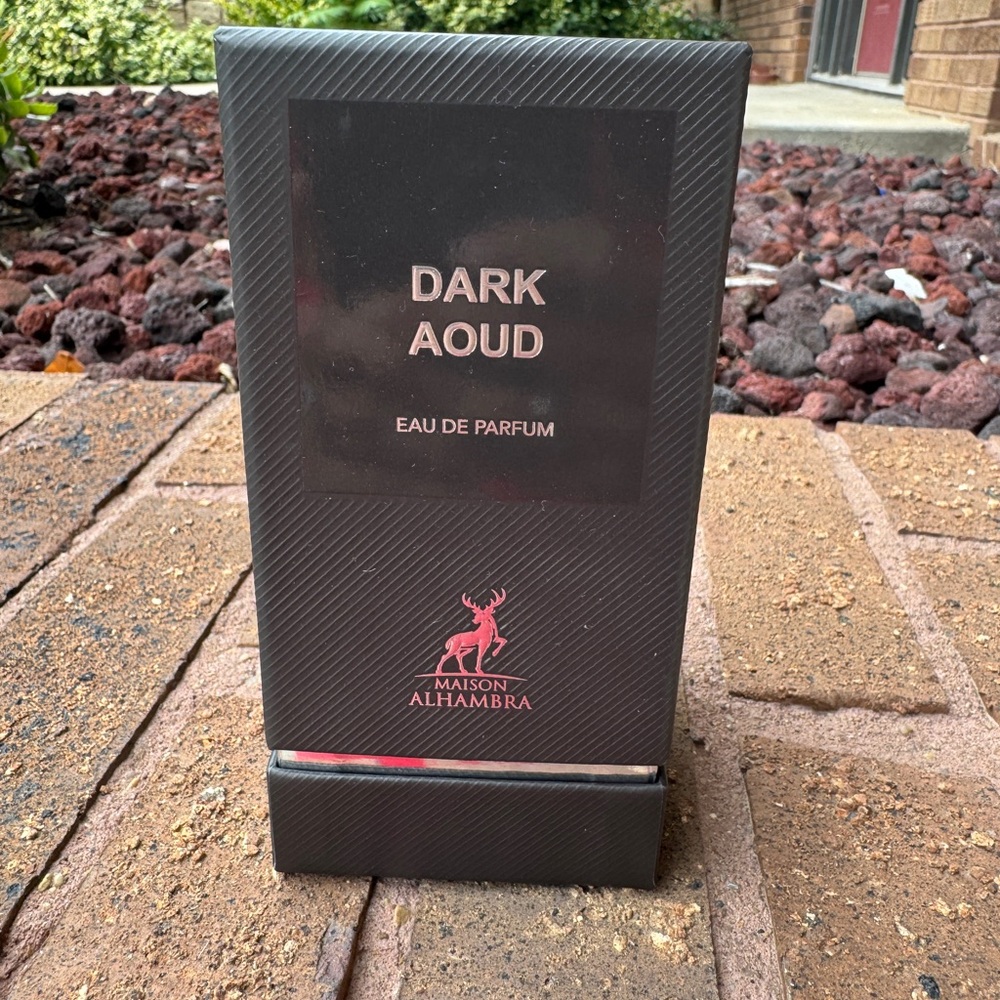 Maison Alhambra Dark Aoud Eau de Parfum